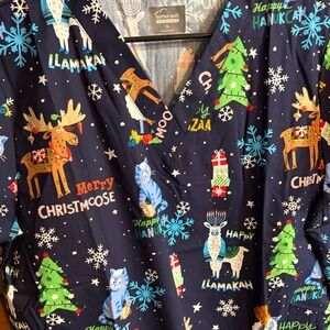 Merry Christmas Scrub Top (Animals)